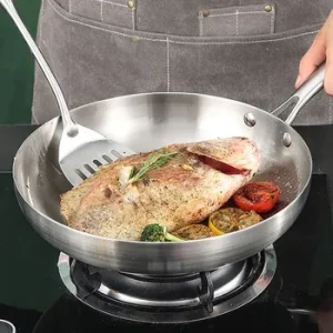 poêle en inox 28 cm - revêtement renforcé