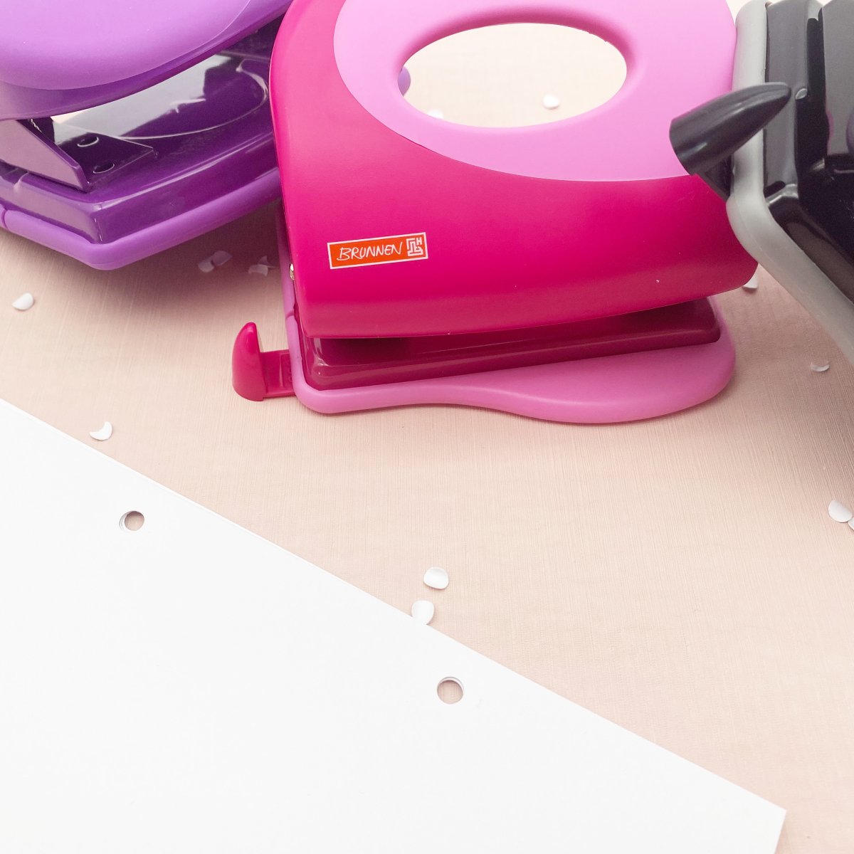 BRUNNEN Perforateur 2 trous de bureau Rose tulipe – Image 6