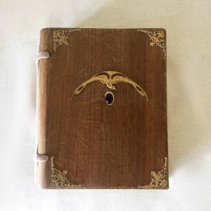 Grimoire bois et améthyste