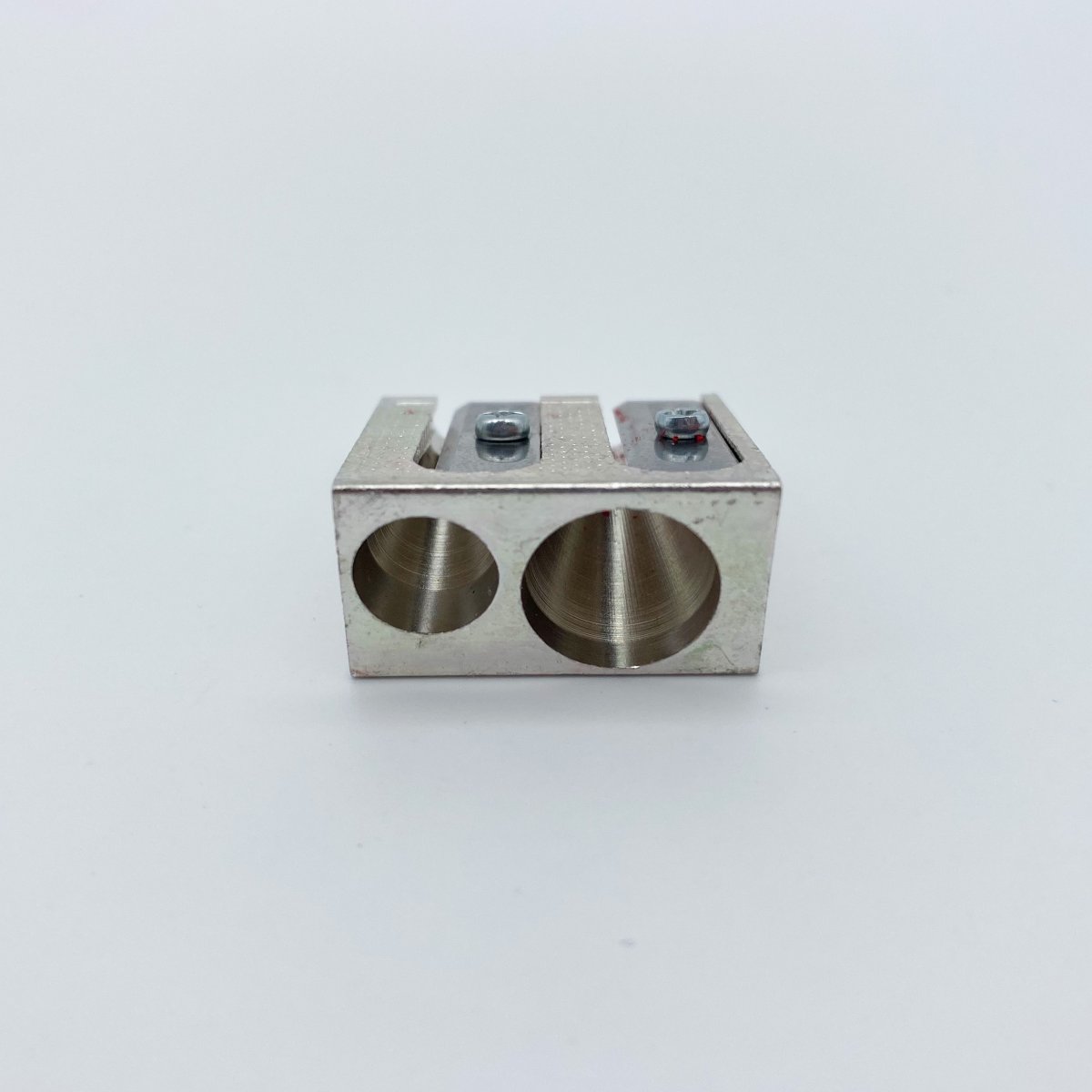 Faber Castell Taille-crayon double en métal – Image 3