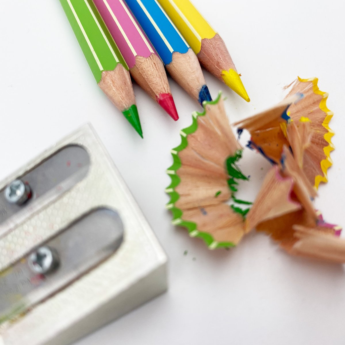 Faber Castell Taille-crayon double en métal – Image 6